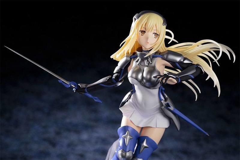 Preview: Aiz / Ais Wallenstein - Kotobukiya