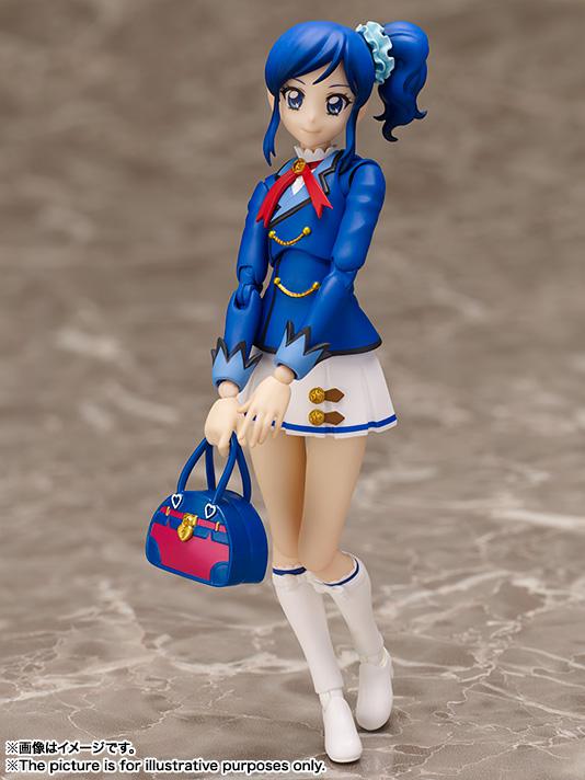 Preview: Aoi Kiriya Actionfigur S.H. Figuarts in ihrer Winter Schuluniform