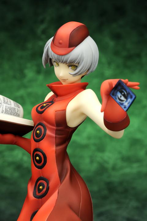 Preview: Elizabeth - Persona 3 - Christmas Version