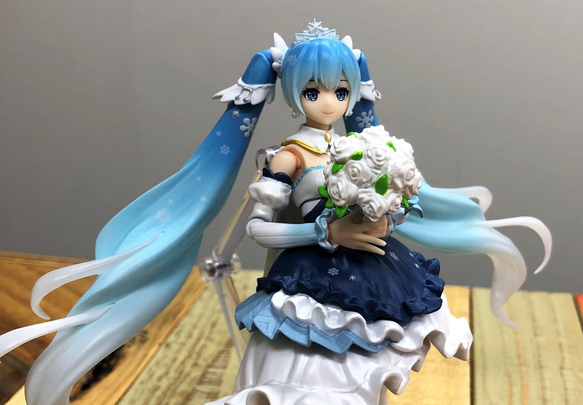 Preview: Figma EX-054 Hatsune Miku Snow Princess Ver. 