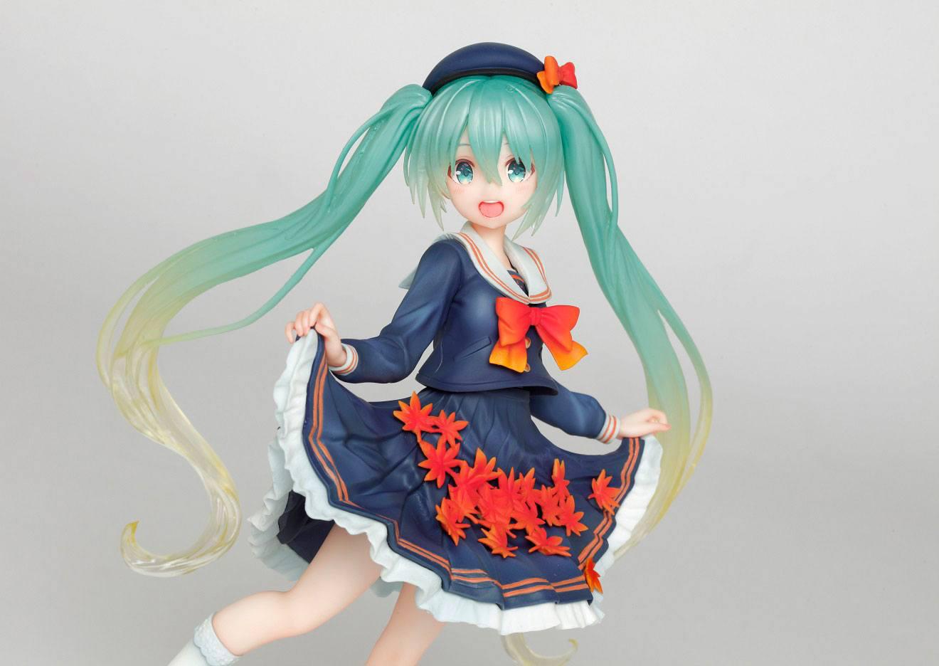 Preview: Hatsune Miku - Autumn Version 3rd Season - Taito