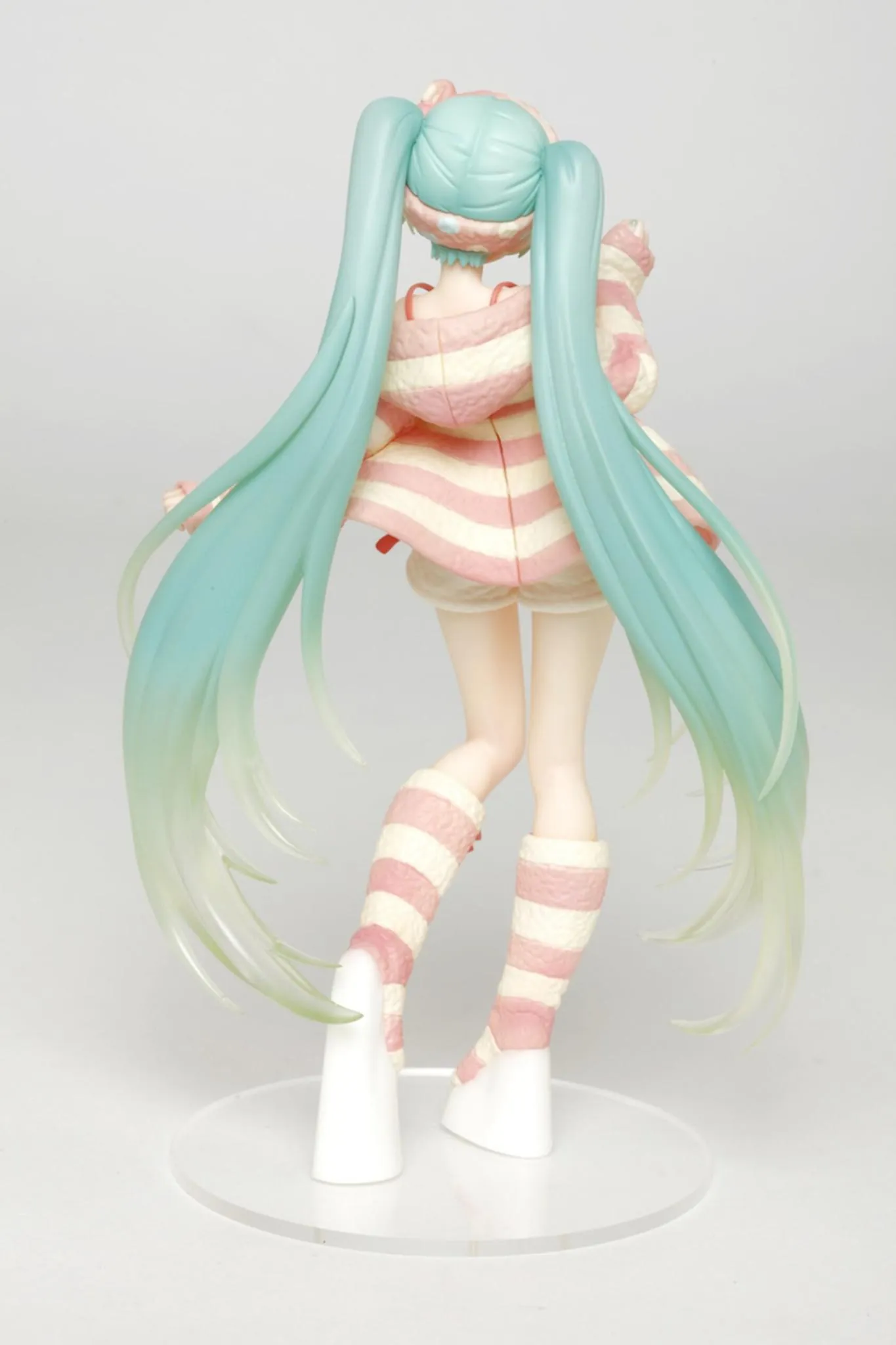 Preview: Hatsune Miku - Figure Costumes - Room Wear Ver. (Taito)