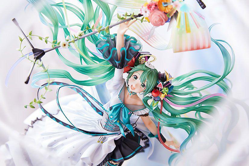 Preview: Hatsune Miku - Memorial Dress - Reaching Ever Higher - Good Smile