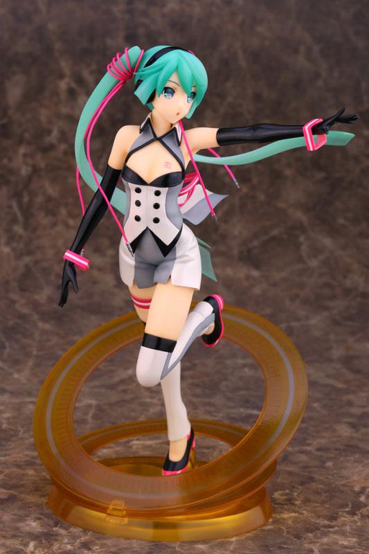 Preview: Hatsune Miku - Nijigen Dream Fever - Alphamax