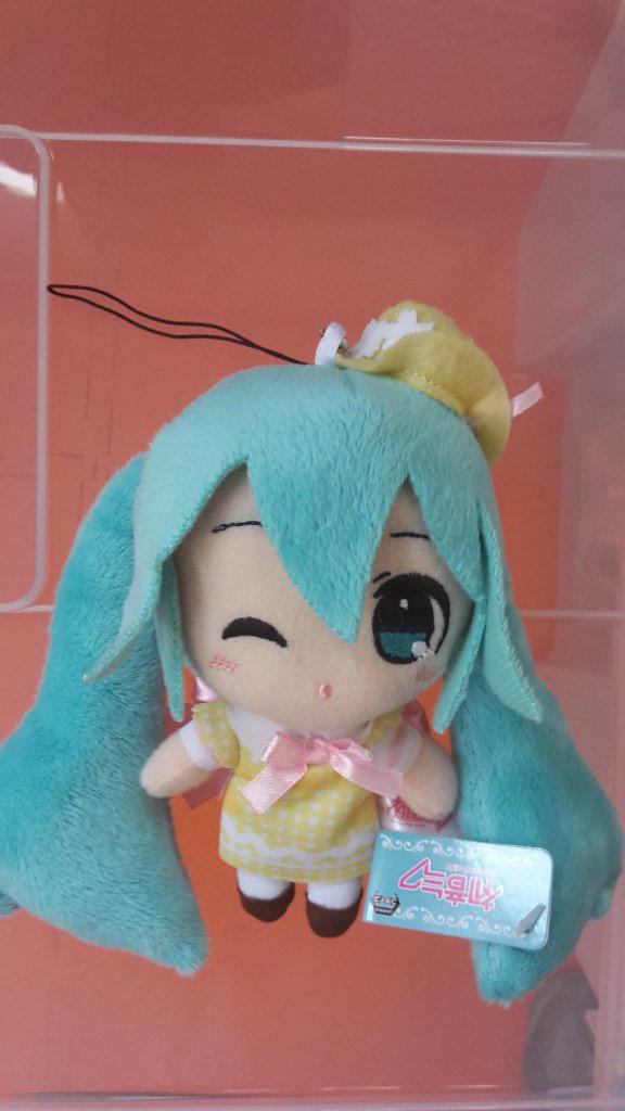 Preview: Hatsune Miku Spring Time (C) - Hut und Zwinkernd - Taito Plüsch-Anhänger