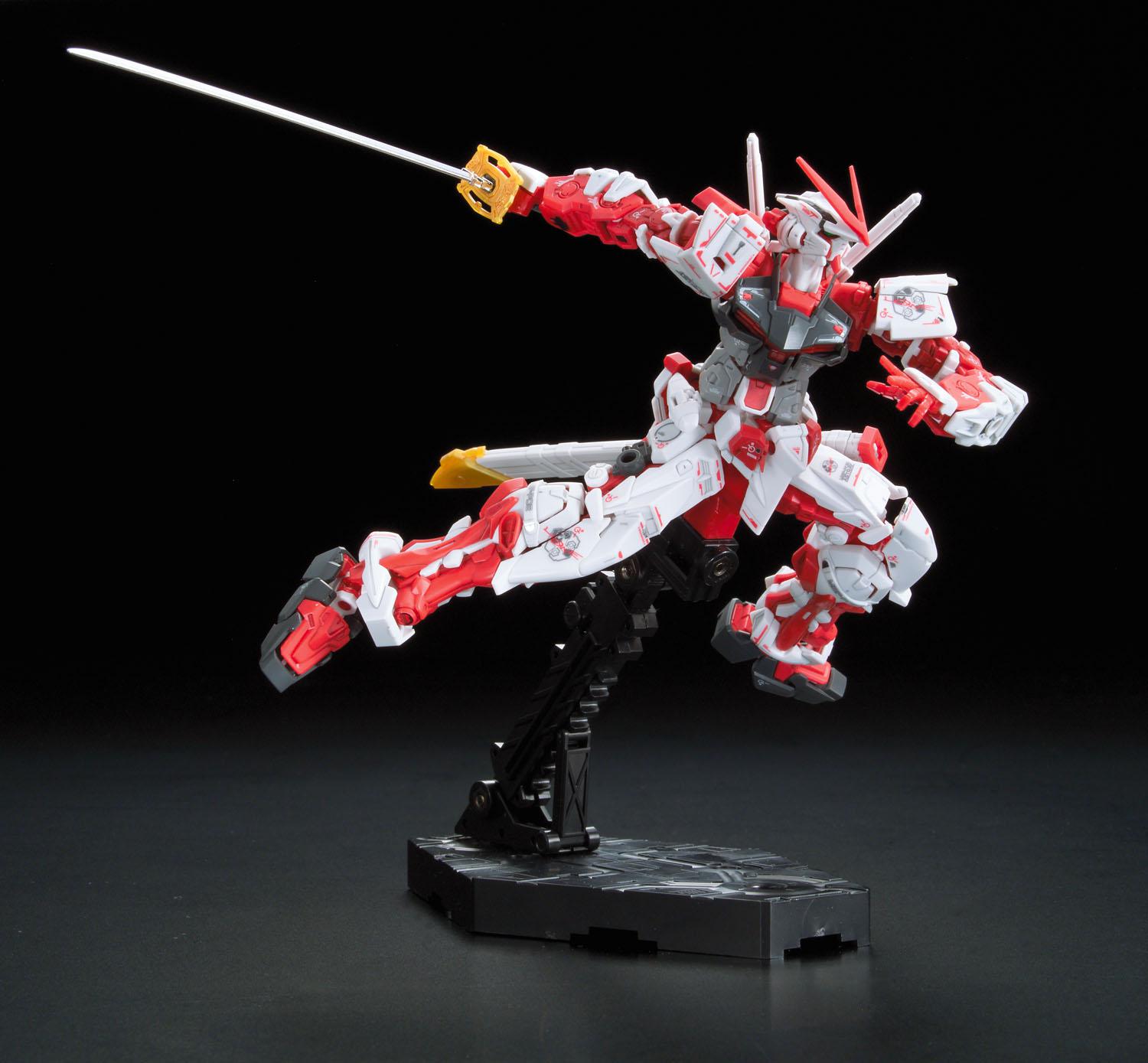 Preview:  MBF-P02 Gundam - Astray Red Frame - RG #19 - 1/144 - Bandai