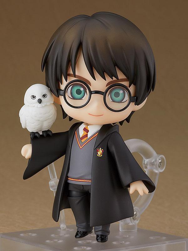 Preview: Nendoroid 999 Harry Potter mit exklusiver Gryffindor-Base