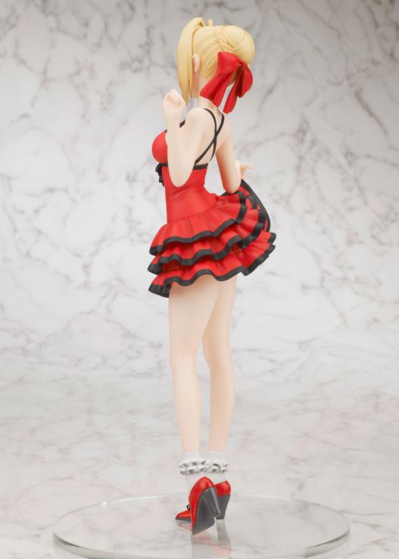 Preview: Saber Nero - Crimson Modern Costume