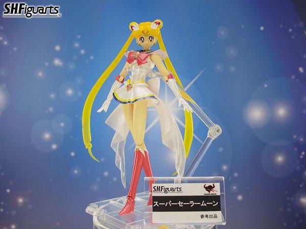 Preview: Super Sailor Moon - S.H. Figuarts