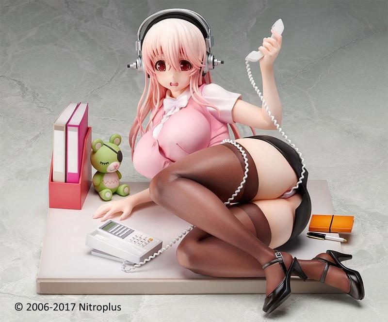 Preview: Super Sonico - Clumsy Office Lady - Native