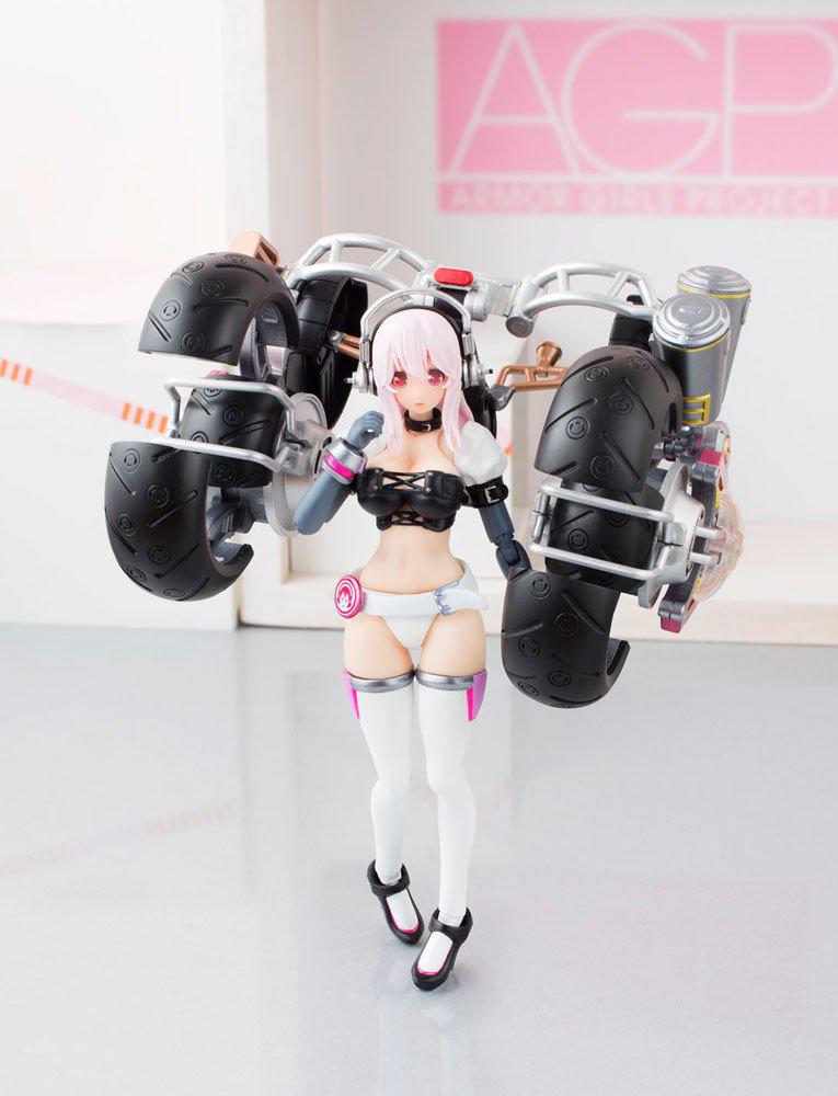 Preview: Super Sonico mit Super Bike Robo - A.G.P. Actionfigur