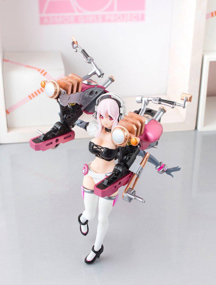 Preview: Super Sonico mit Super Bike Robo - A.G.P. Actionfigur