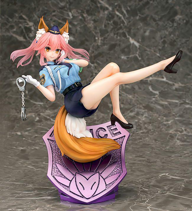 Preview: Tamamo no Mae - Police Fox - Phat!