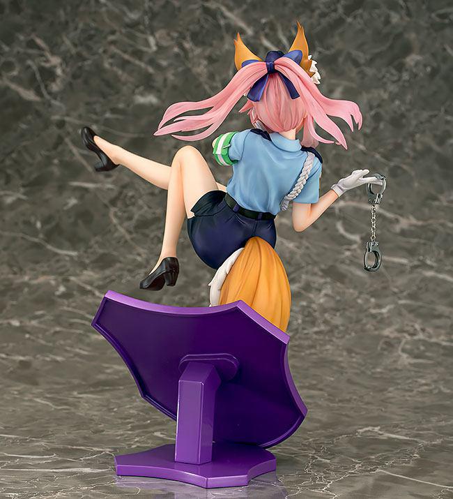 Preview: Tamamo no Mae - Police Fox - Phat!