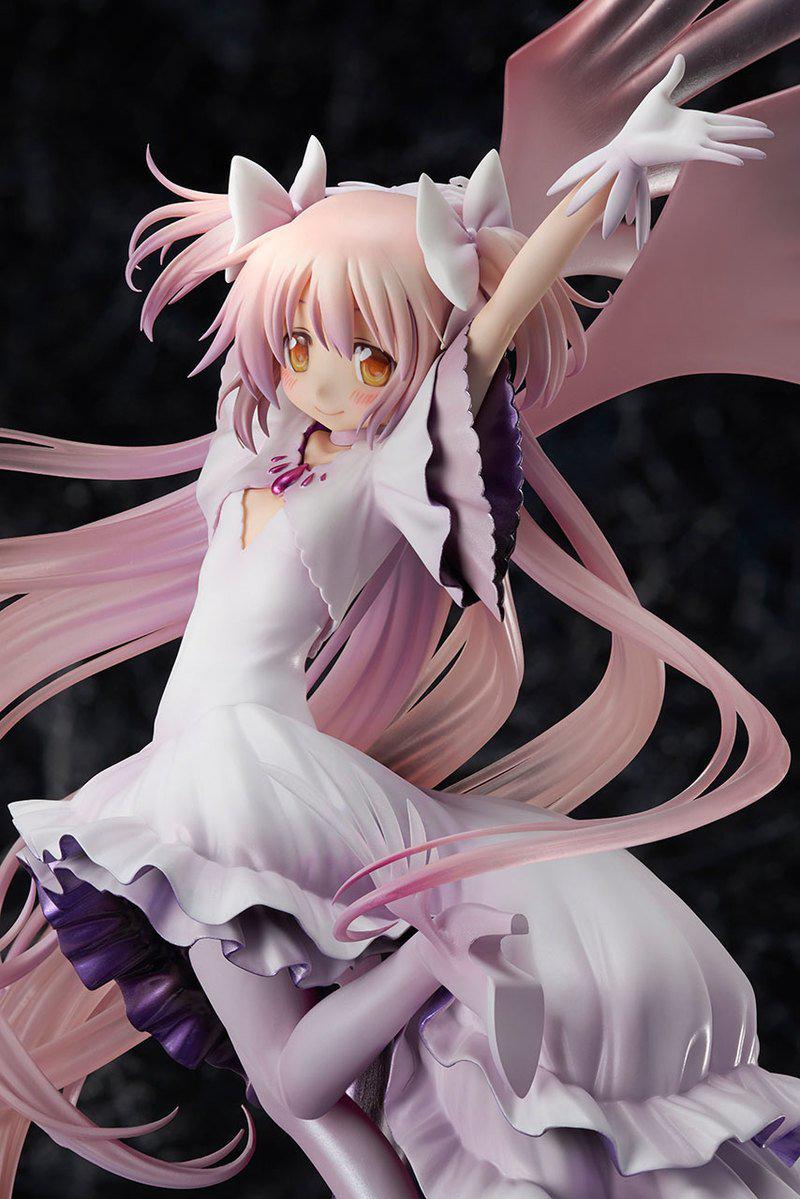 Preview: Ultimate Madoka - Aniplex