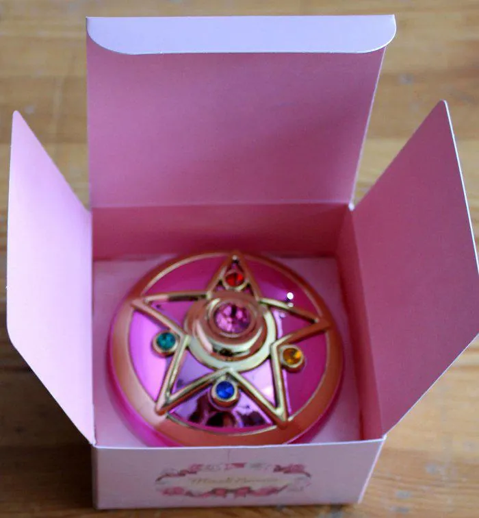 Preview: Verwandlungsbrosche Crystal Star (Staffel R) als Puderdose - Sailor Moon Premium Bandai Exclusive - Miracle Romance