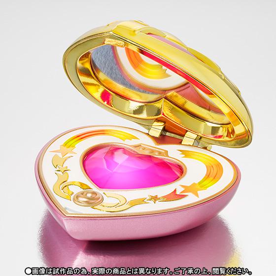 Preview: Verwandlungsbrosche Staffel S - Cosmic Heart Compact - Exklusive 1/1 Proplica