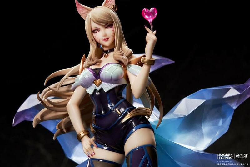 Preview: Ahri - K/DA Style - League of Legends - APEX