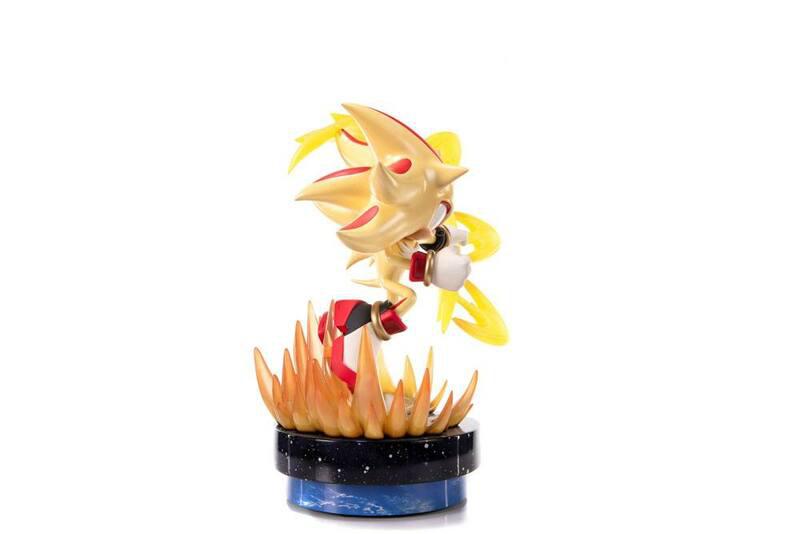 Preview: Super Shadow - Sonic the Hedgehog - First 4 Figures