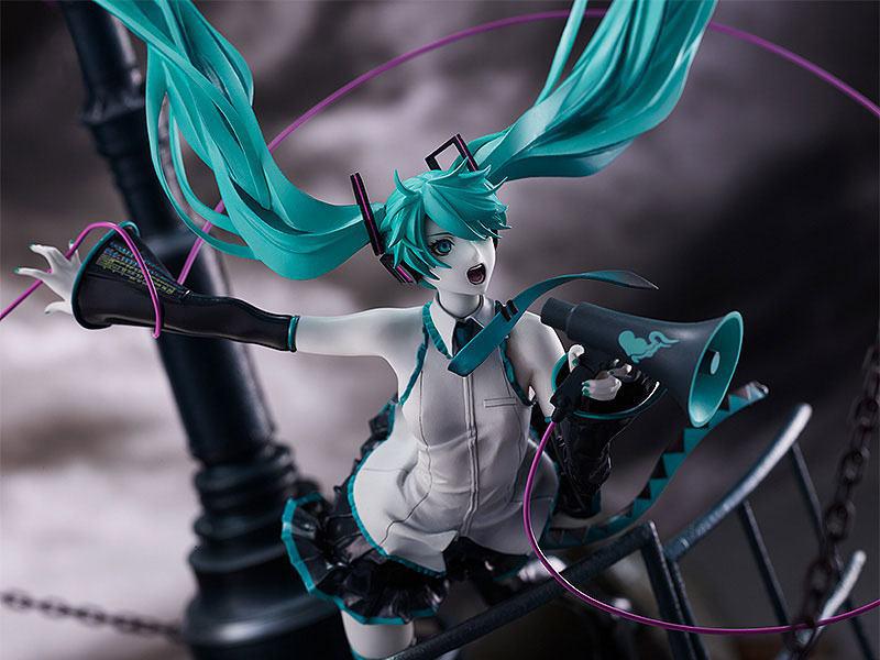 Preview: Miku Hatsune - Love is War Refined Version - Good Smile Company