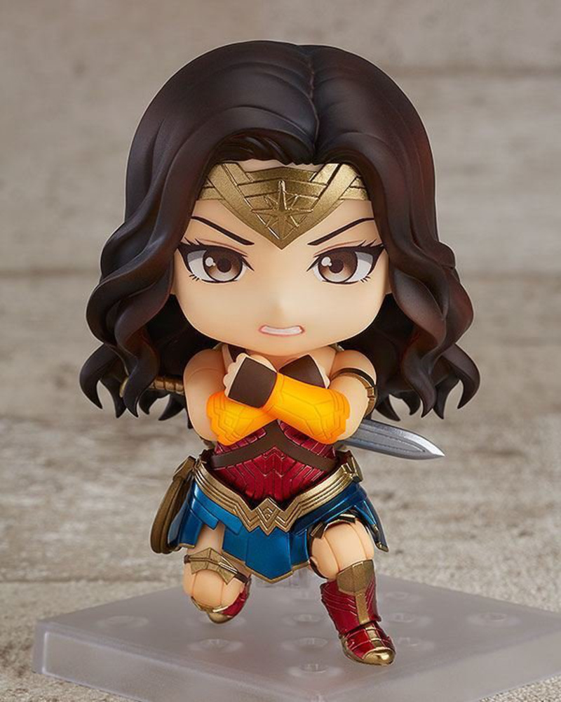 Nendoroid 818 Wonder Woman - Hero's Edition