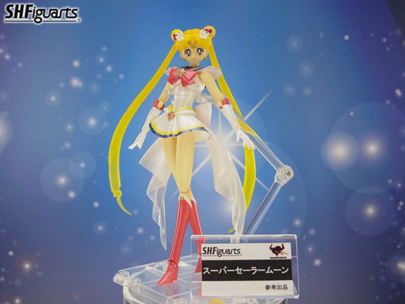 Super Sailor Moon - S.H. Figuarts