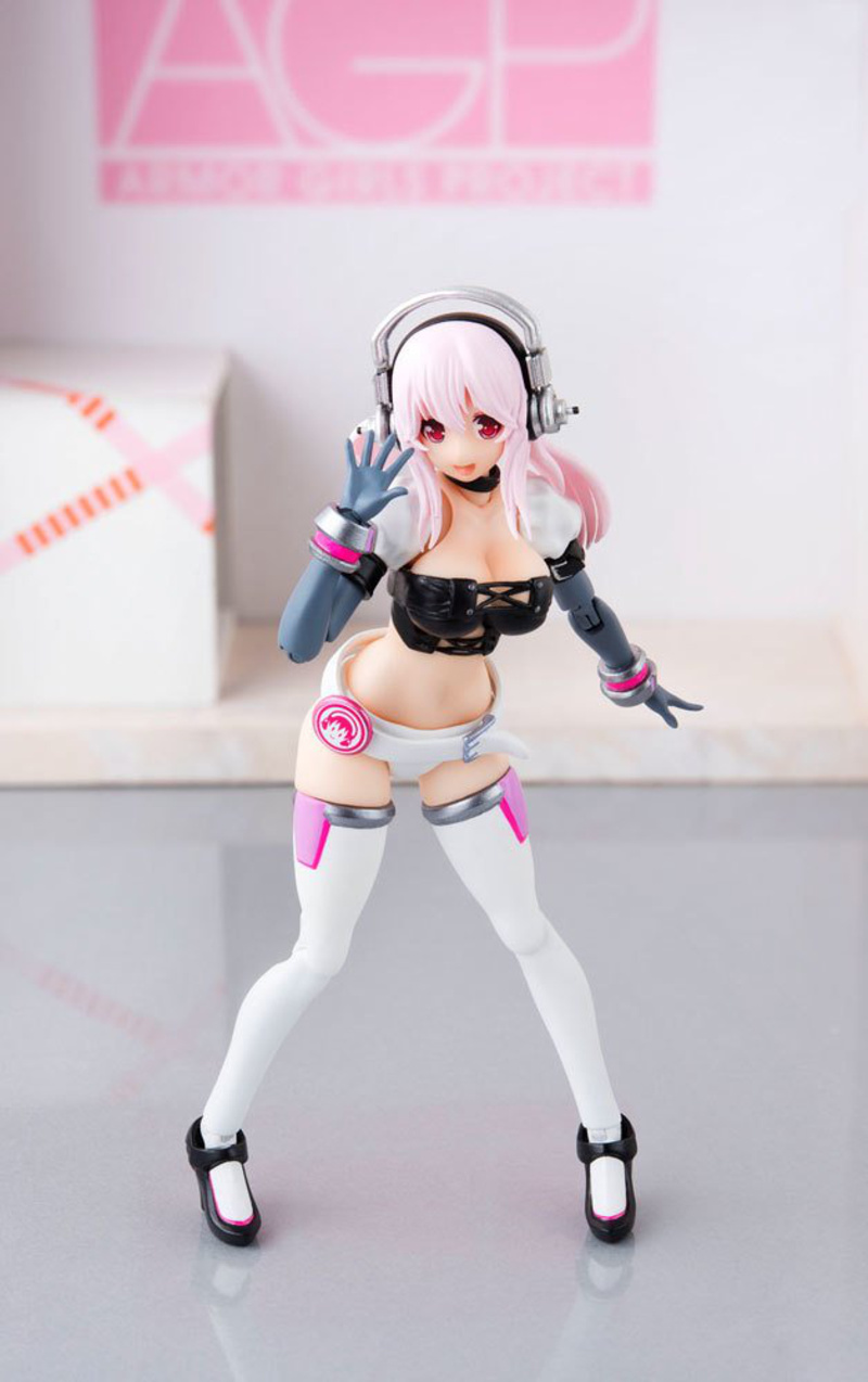 Super Sonico mit Super Bike Robo - A.G.P. Actionfigur