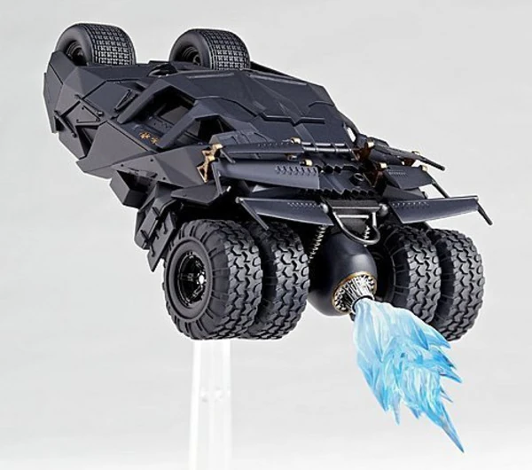 Batmobil Tumbler - Batman Dark Knight Rises - Revoltech