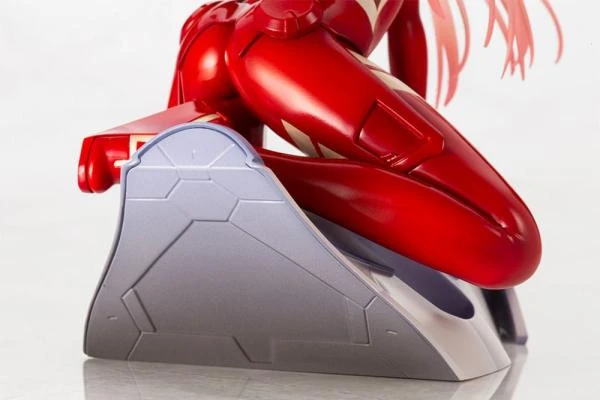 Zero Two - Darling in the Franxx - Statue 1/7 - Kotobukiya