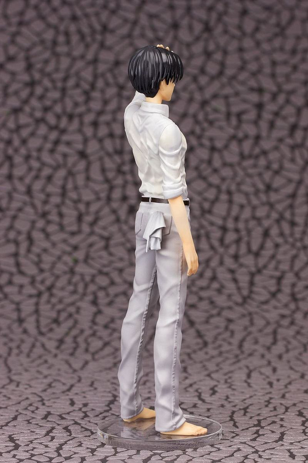 Levi - Attack on Titan - Apricot Blossom