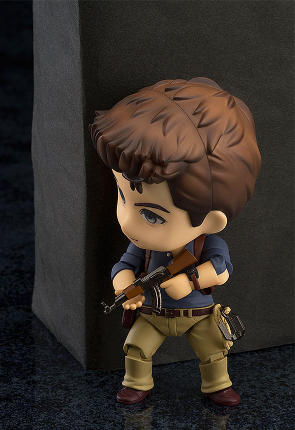 Nendoroid 698 Nathan Drake Adventure Edition