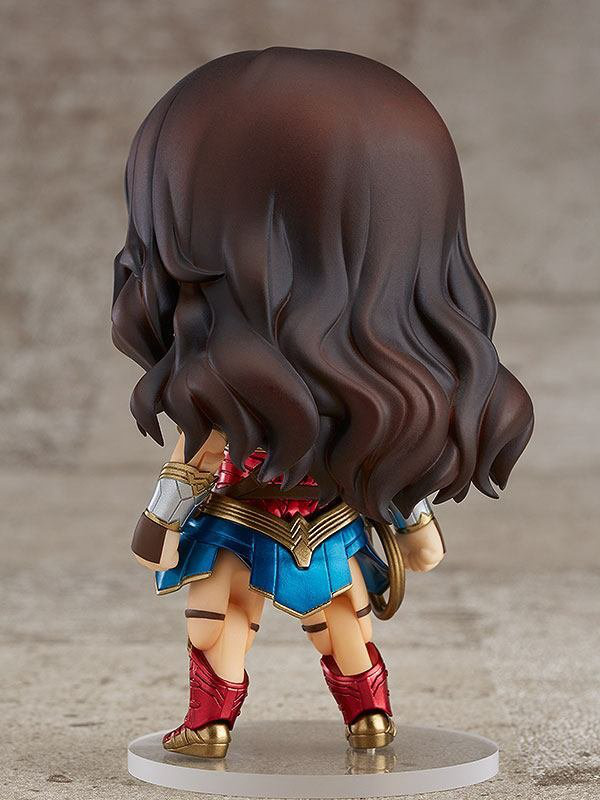 Nendoroid 818 Wonder Woman - Hero's Edition